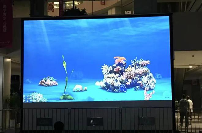 今二手才几百块流明度高达15000麻将胡了游戏当年20万元的投影仪如(图3)